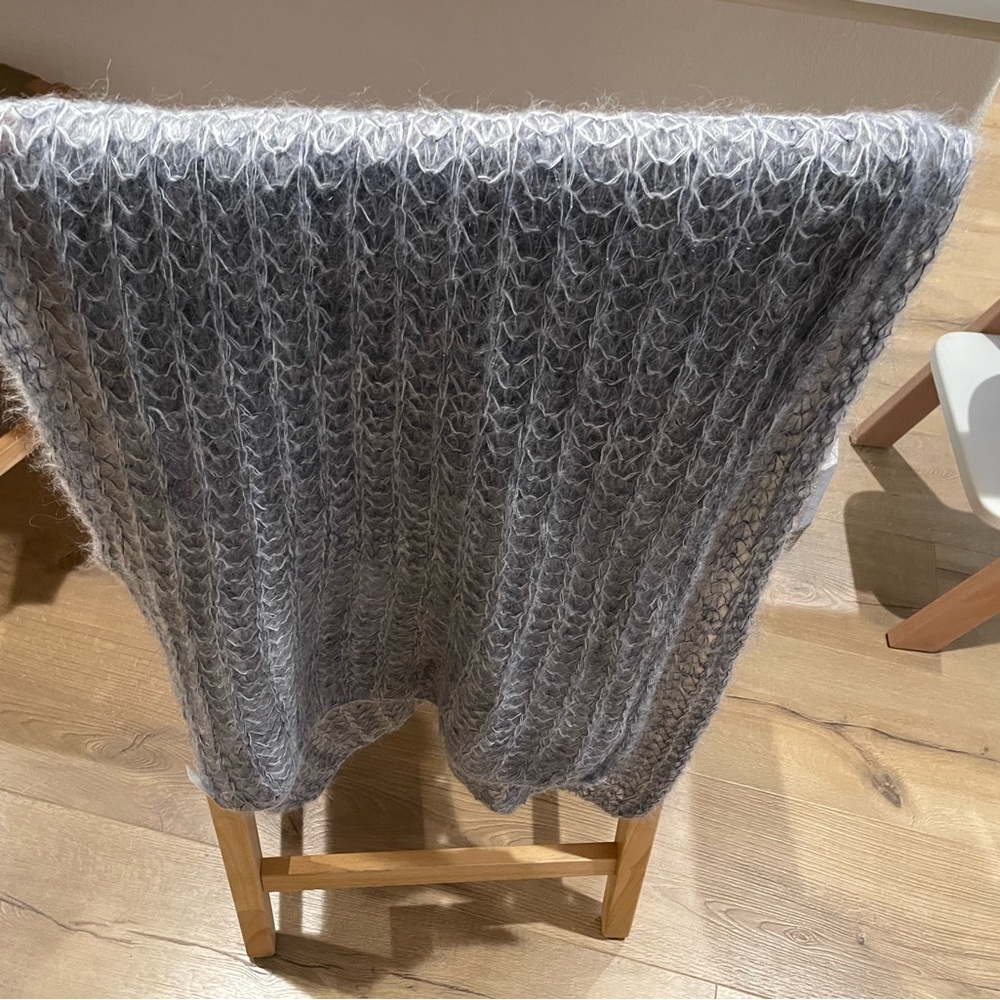 Beautiful Mohair Super Soft Wrap/Scarf - Made in Italy! 🇮🇹 perfect classy layer! - Picture 3 of 9
